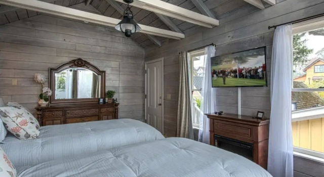 3749 Victorian Sanctuary by the Sea