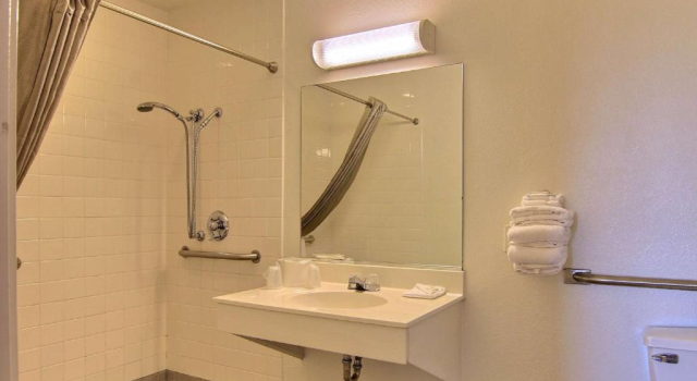 Двухместный номер Standard Motel 6-Bismarck, ND