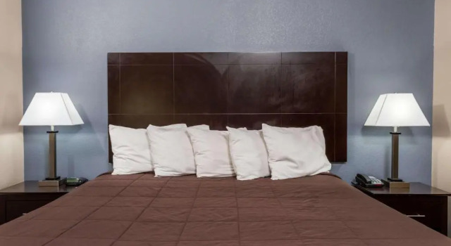 Номер Standard Atria Inn & Suites