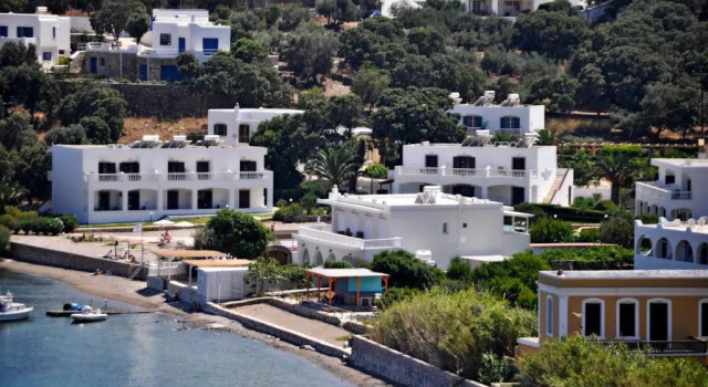 Студия Tonys Beach Hotel