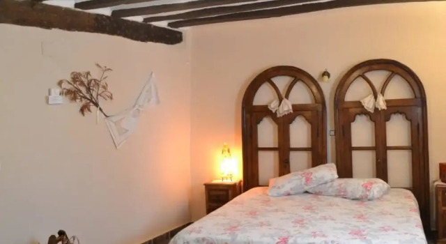 HOTEL Rural LA ALDEA ENCANTADA, Забронировать Отель Кинтанилья-дель-Монте Burgos Province