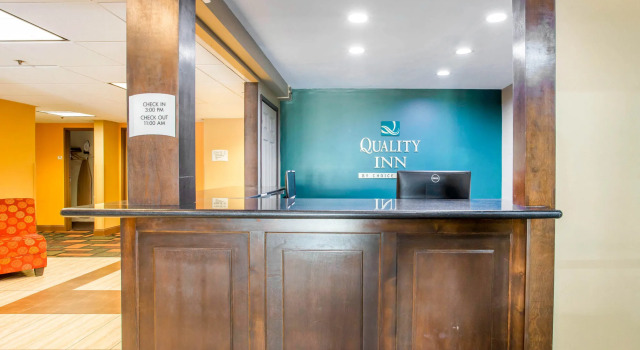 Quality Inn near Mammoth Mountain Ski Resort, Buchen Sie Resort SPA-Hotels in Mammoth, SPA