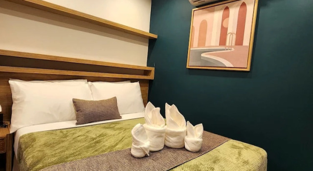 Номер Deluxe Prince Express Inn