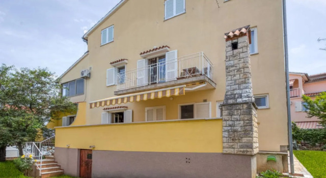 Apartment Daria Como 40512