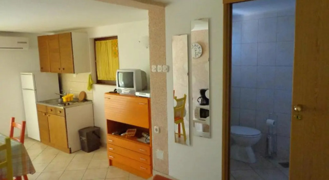 Apartments Mory, Prenota Appartamento Hotel a Isole Quarnerine con parcheggio, Parcheggio