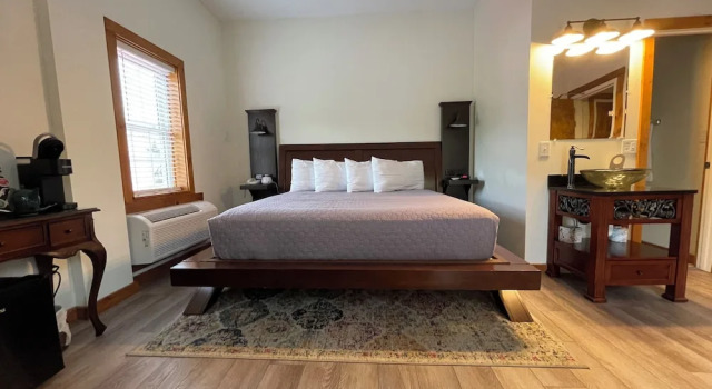 Premium Zimmer mit Balkon Damascus Old Mill Inn