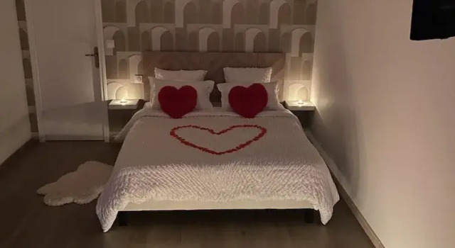 Номер Deluxe Hôtel Center Saint-Quentin Centre Gare 24-24 Parking privé