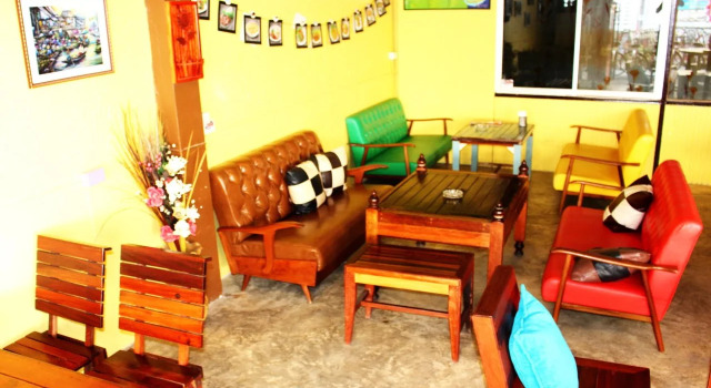 December House(ดีเซมเบอร์ เฮาส์)