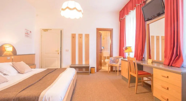 Hotel Villa Trieste, Забронировать Отель Сан-Вито-ди-Кадоре Кадоре