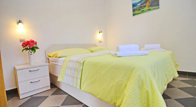 Апартаменты c 1 комнатой с балконом Apartments Gusti