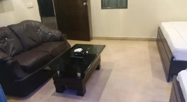 Номер Deluxe Hotel Elegant Near Karachi Expo Center and Agha Khan