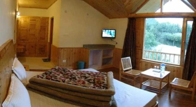 THE CEDAR VILLA AND APARTMENT,Bonefire,Cook,Helper,Kitchen,Lawn,Parking,5 min Drive Mall road, Забронировать Апартаменты/квартира Апартаменты Манали, Апартаменты/квартира