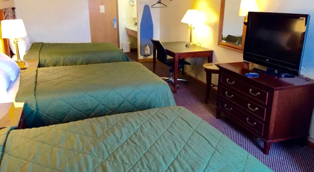 Двухместный номер Standard Executive Inn and Suites