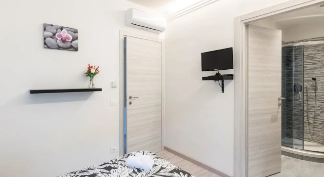 Domys Guest House