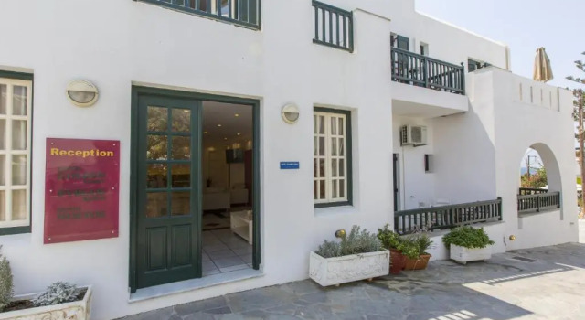 Golden Coast Naxos