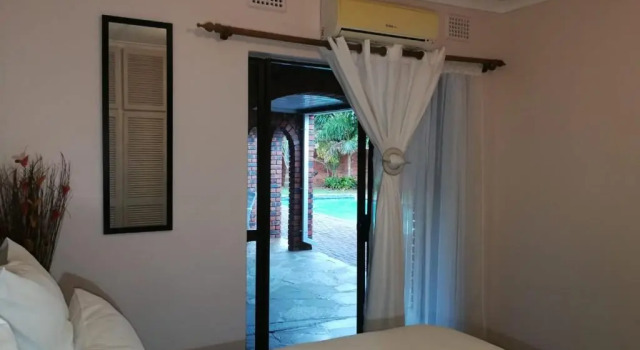 Emangunini Guest house