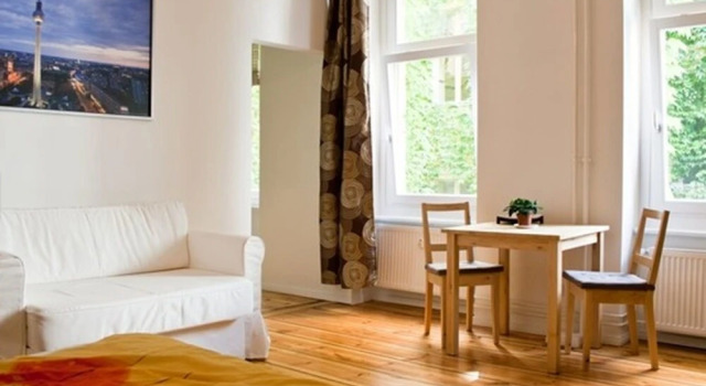 Sleep Like Home Apartments, Varaa Huoneisto Berliini Saksa, lähellä Helmholtzplatz