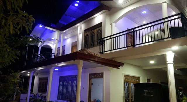Amada Lake View Homestay