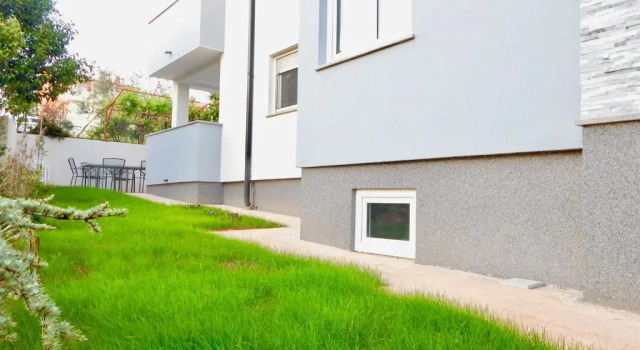 Апартаменты с балконом Apartments Mira