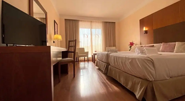 Номер Standard Hotel Montera Plaza