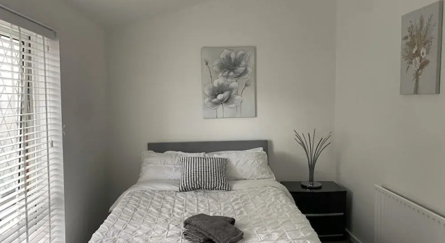 London Bliss Retreat - Superb 3-bed House, Забронировать Отель Отели Лондона 3 звезды, рядом с Гринвичский центр культурно-исторического наследия, 3*