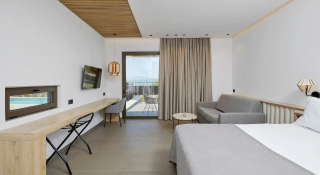 Люкс Deluxe Mare Suites