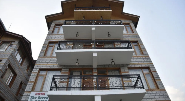 Hotel The Red Apple, Забронировать Отель Отели Манали 5 звезд, 5*