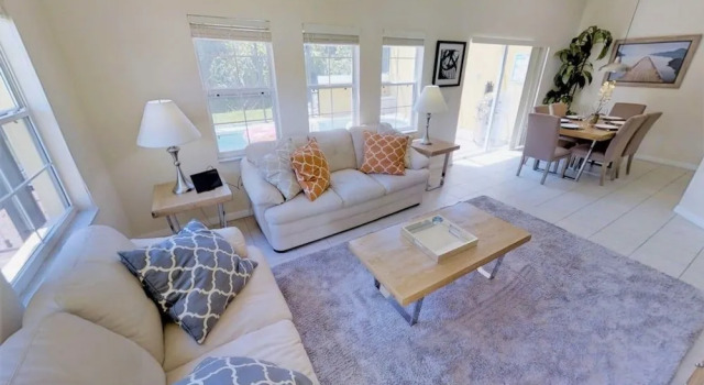 ACO FAMILY – 4 bd TOWNHOME WITH POOL (1717), Rezerwuj Hotel Kissimmee Kissimmee