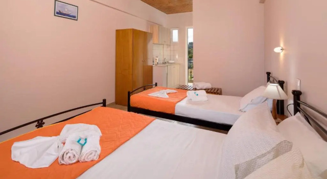 Студия MARE BLU STUDIOS & SUITES