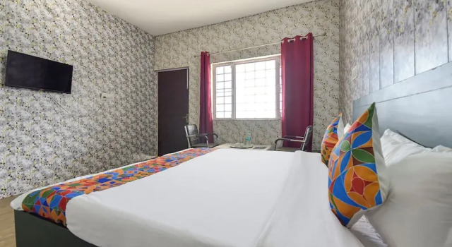 Номер Standard FabHotel Green Acres