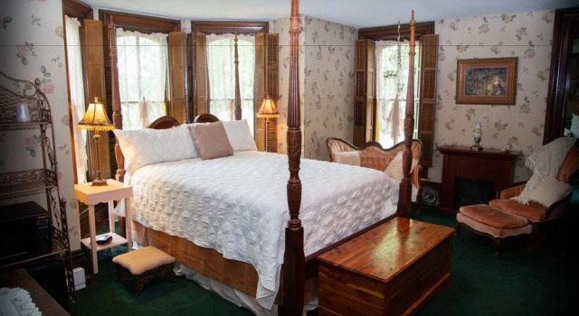 Kimmell House Inn Bed and Breakfast, Reserva ahora Hotel Ligonier Indiana