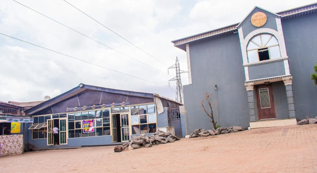 Jolac Hotel And Suites