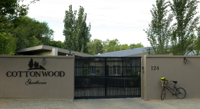 Cottonwood Guesthouse