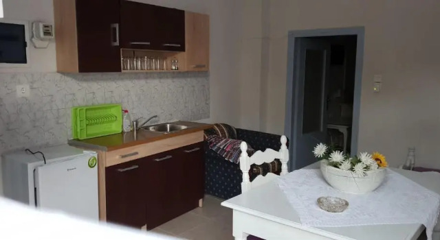Апартаменты Hotel Thirasia