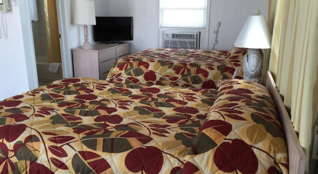 Четырёхместный номер Standard Fish Tales Boardwalk Inn