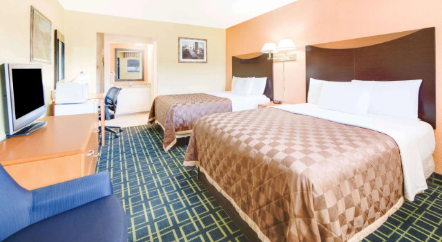 Travelodge Ruidoso, Varaa Hotelli Hotellit New Mexico pysäköinnillä, Pysäköinti