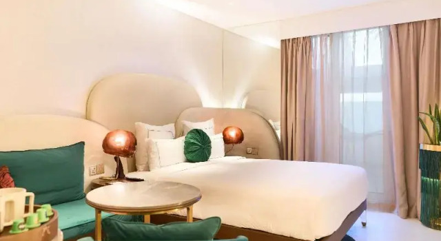 Двухместный номер Deluxe с балконом и с видом на бассейн Gem Forest Hotel Nairobi - MGallery Collection