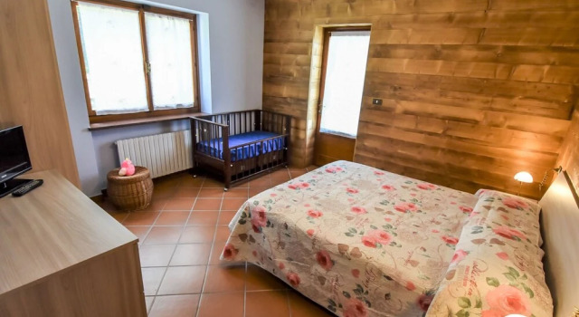 Maison Pro de Solari F nis, Забронировать Отель Фенис Валле д'Аоста
