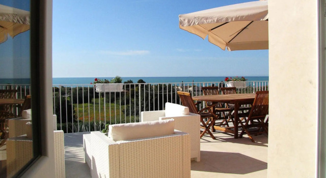 Villa Sikelia, amazing sea view-Appartamento Sikelia, Забронировать Вилла Виллы Поццалло, Вилла