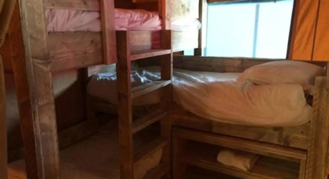 Camping de la Bonnette, Rezervasyon Kamp Alanı Caylus Tarn-et-Garonne