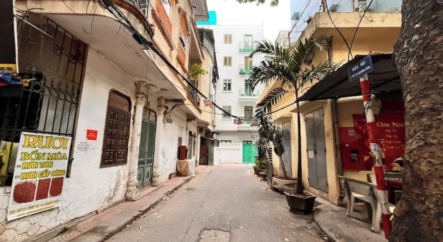 Era Ta Quang Buu Apartment