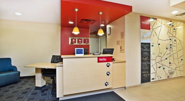 TownePlace Suites by Marriott Republic Airport Long Island