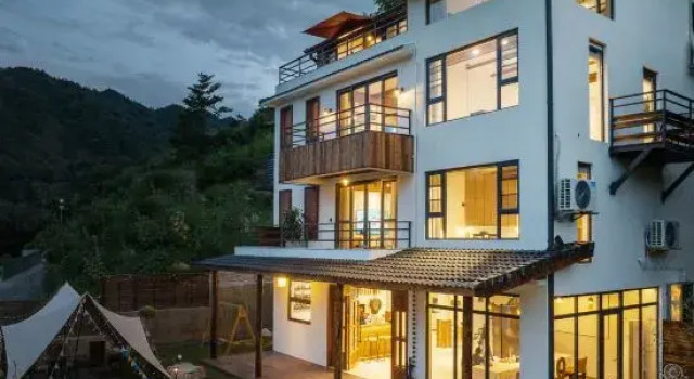 Jiuwei Homestay, Rezerwuj Hotel Hotele w Hangzhou z basenem, Basen