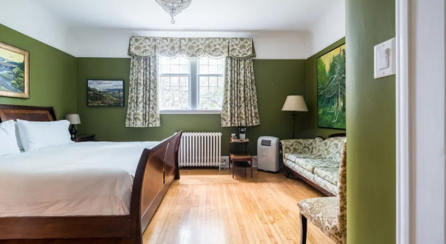 Двухместный номер Standard Monroe House Executive Suites