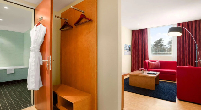 Двухместный люкс Ramada Encore by Wyndham Geneva