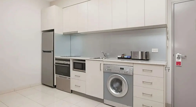 Полулюкс Ramada Suites by Wyndham Zen Quarter Darwin