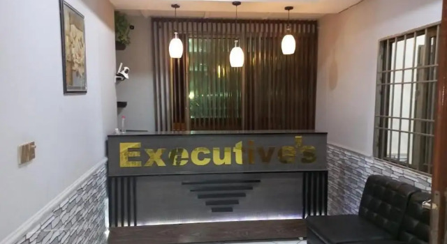 Hotel Executive One