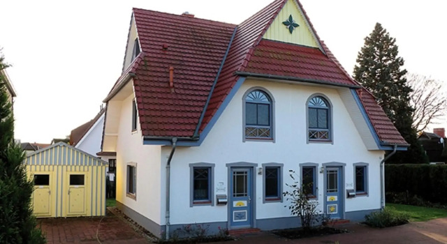 Uns Muschelhus, Забронировать Отель Цингст Barther Bodden, рядом с Пляж Цингст