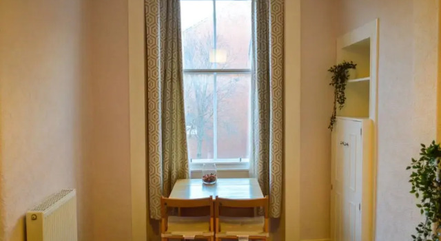 Cosy One Bed West End Flat Ideal for Tourists, Prenota Hotel Edimburgo 