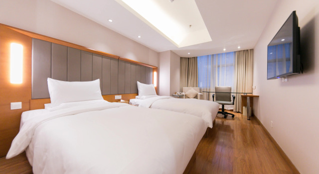 JI Hotel Shanghai Yan An Road Branch, Забронировать Отель Чаннин Путо